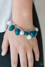 Load image into Gallery viewer, Paparazzi 🔆 Love Doves - Blue Bracelet

