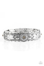 Load image into Gallery viewer, oak-sisters-jewelry-southern-borders-green-bracelet-paparazzi-accessories-by-lisa
