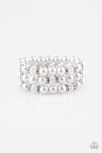 Load image into Gallery viewer, oak-sisters-jewelry-undeniably-dapper-silver-bracelet-paparazzi-accessories-by-lisa
