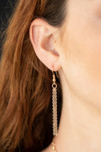 Load image into Gallery viewer, Paparazzi 🔆Take A Risk - Gold Necklace
