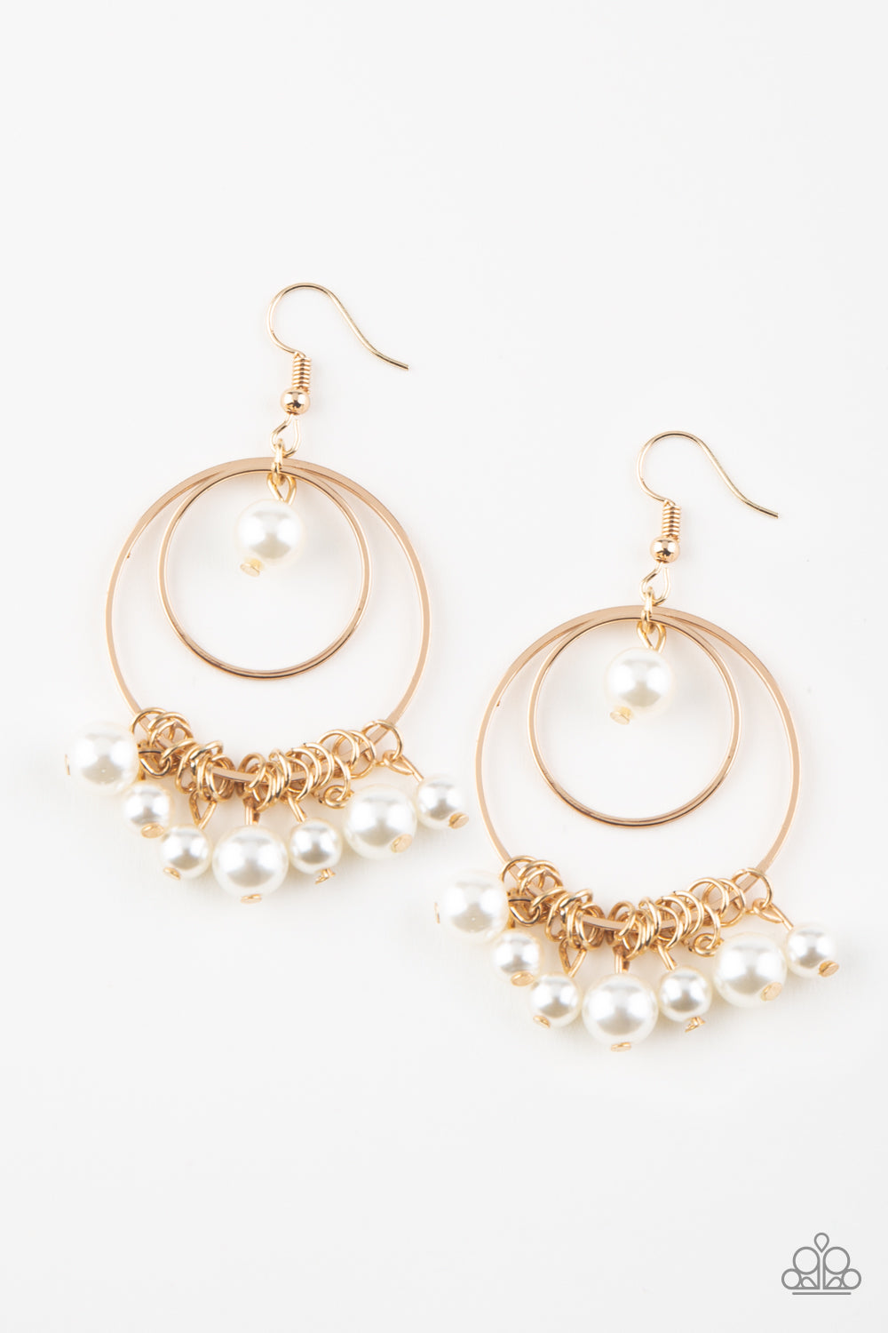 oak-sisters-jewelry-new-york-attraction-gold-earrings-paparazzi-accessories-by-lisa