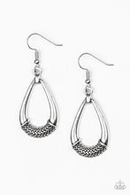 Load image into Gallery viewer, oak-sisters-jewelry-trending-texture-silver-earrings-paparazzi-accessories-by-lisa
