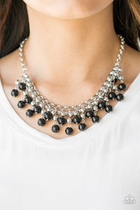 Paparazzi 🔆 Friday Night Fringe - Black Necklace