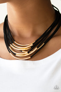 Paparazzi 🔆 Walk The WALKABOUT - Gold Necklace