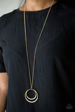 Load image into Gallery viewer, Paparazzi 🔆 Front and EPICENTER - Gold Necklace
