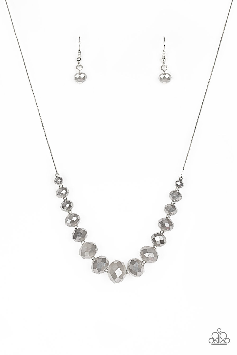 oak-sisters-jewelry-crystal-carriages-silver-necklace-paparazzi-accessories-by-lisa