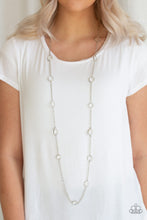 Load image into Gallery viewer, Paparazzi 🔆 Glassy Glamorous - White Necklace
