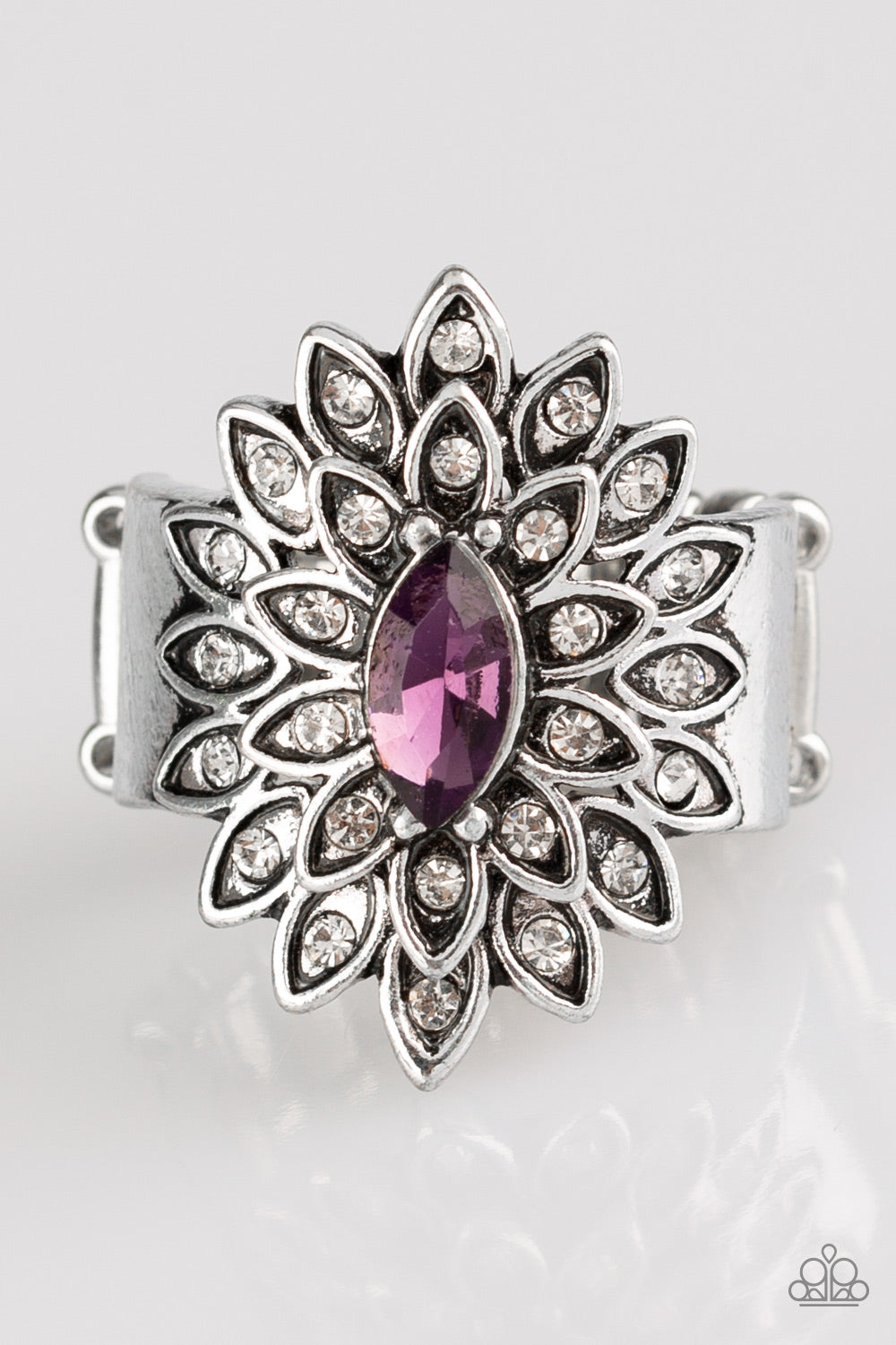 oak-sisters-jewelry-blooming-fireworks-purple-ring-paparazzi-accessories-by-lisa