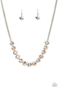 oak-sisters-jewelry-simple-sheen-silver-necklace-paparazzi-accessories-by-lisa