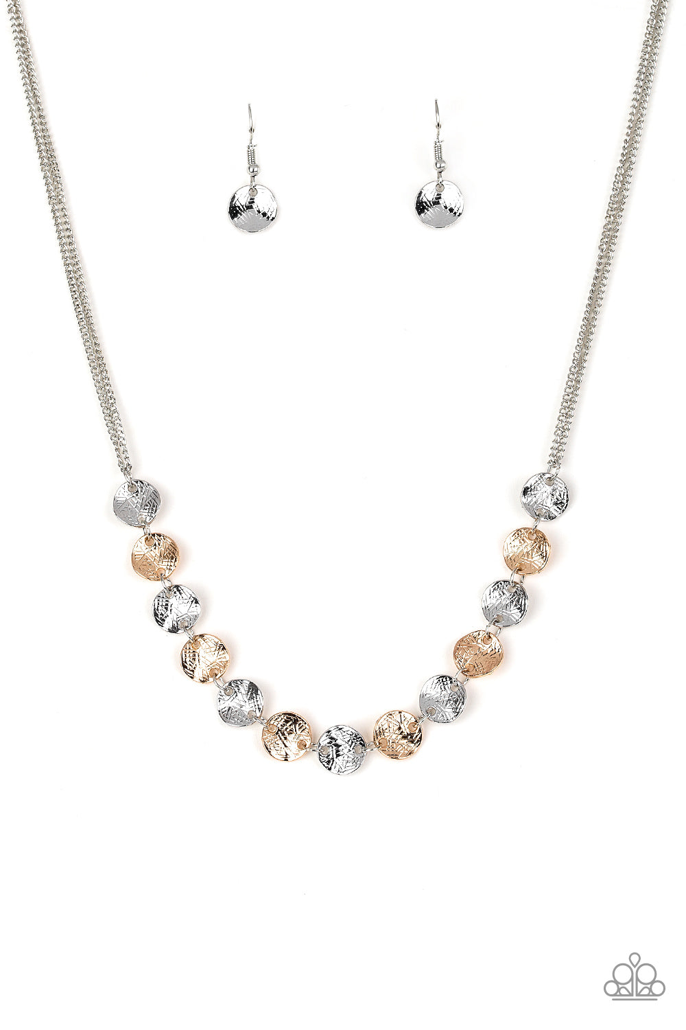 oak-sisters-jewelry-simple-sheen-silver-necklace-paparazzi-accessories-by-lisa