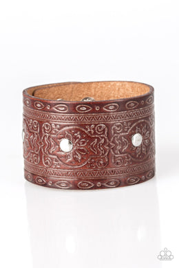oak-sisters-jewelry-boots-and-broncos-brown-bracelet-paparazzi-accessories-by-lisa