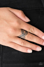 Load image into Gallery viewer, Paparazzi 🔆 Infinite Fashion - Black Ring
