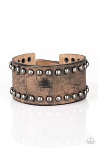 oak-sisters-jewelry-cattle-drive-brown-bracelet-paparazzi-accessories-by-lisa