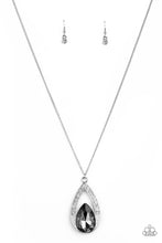 Load image into Gallery viewer, oak-sisters-jewelry-notorious-noble-silver-necklace-paparazzi-accessories-by-lisa
