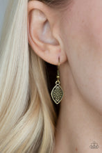 Load image into Gallery viewer, Paparazzi 🔆 Make Yourself At HOMESTEAD - Brass Necklace
