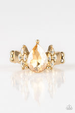 Load image into Gallery viewer, oak-sisters-jewelry-yas-queen-gold-ring-paparazzi-accessories-by-lisa
