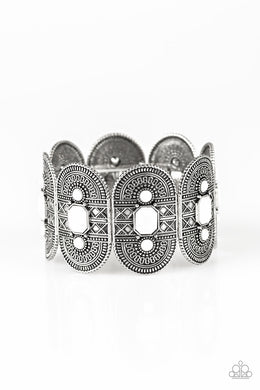 oak-sisters-jewelry-turn-up-the-tropical-heat-white-bracelet-paparazzi-accessories-by-lisa