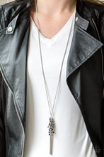 Load image into Gallery viewer, Paparazzi 🔆 Twilight Twinkle - Black Necklace
