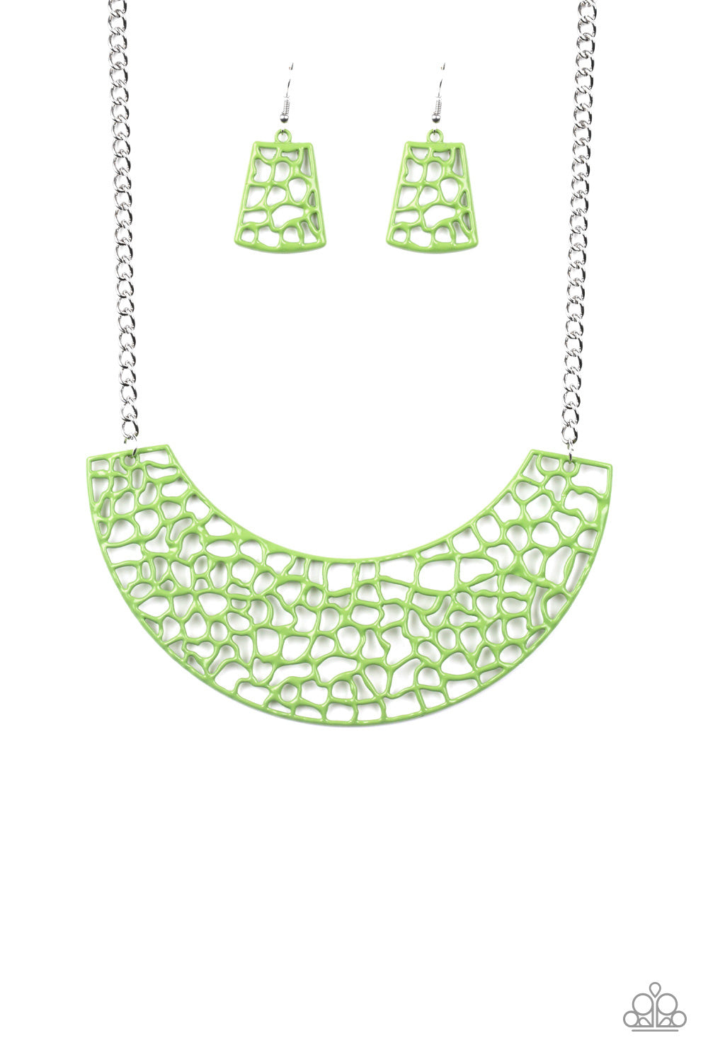 oak-sisters-jewelry-powerful-prowl-green-necklace-paparazzi-accessories-by-lisa