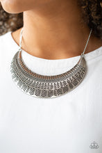 Load image into Gallery viewer, Paparazzi 🔆 Large As Life - Silver Necklace
