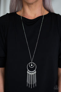 Paparazzi 🔆 Out Of Bounds Shimmer - White Necklace