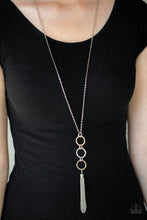 Load image into Gallery viewer, Paparazzi 🔆 Diva In Diamonds - Brown Necklace
