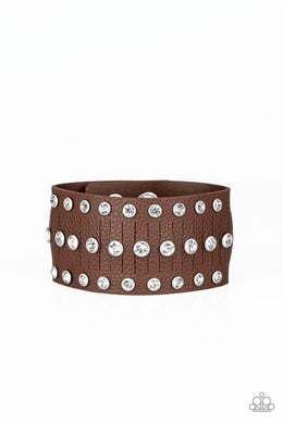 oak-sisters-jewelry-now-taking-the-stage-brown-bracelet-paparazzi-accessories-by-lisa