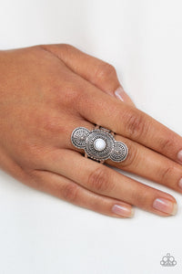 Paparazzi 🔆 Desert Mandalas - White Ring