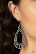 Load image into Gallery viewer, Paparazzi 🔆 Royal Finesse - Green Earrings
