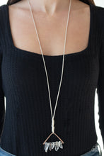 Load image into Gallery viewer, Paparazzi 🔆 Raw Talent - Rose Gold Necklace
