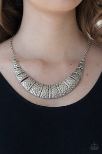 Paparazzi 🔆 Metallic Mechanics - Silver Necklace