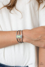 Load image into Gallery viewer, Paparazzi 🔆 Stone Sahara - Multi Bracelet
