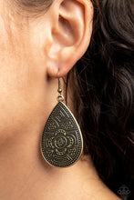 Load image into Gallery viewer, Paparazzi 🔆 Tribal Takeover - Brass Earrings
