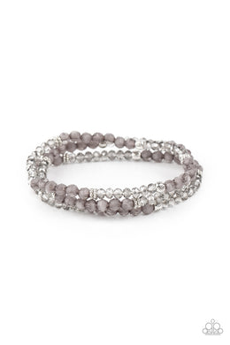 oak-sisters-jewelry-how-does-your-garden-glow-silver-bracelet-paparazzi-accessories-by-lisa