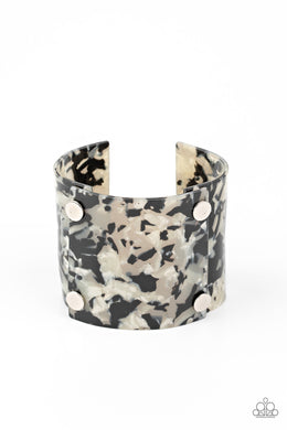 oak-sisters-jewelry-what-are-you-waiting-faux-silver-paparazzi-accessories-by-lisa