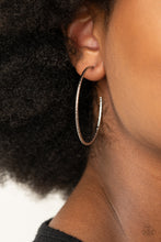 Load image into Gallery viewer, Paparazzi 🔆 Inclined To Entwine - Silver Earrings

