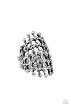 Load image into Gallery viewer, oak-sisters-jewelry-fiercely-flashy-silver-ring-paparazzi-accessories-by-lisa
