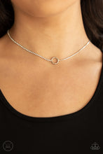 Load image into Gallery viewer, Paparazzi 🔆Gotta Split - White Necklace
