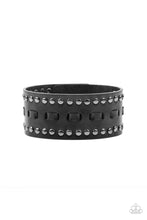 Load image into Gallery viewer, oak-sisters-jewelry-a-roam-with-a-view-black-bracelet-paparazzi-accessories-by-lisa

