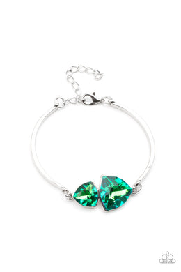 oak-sisters-jewelry-deep-space-shimmer-green-bracelet-paparazzi-accessories-by-lisa