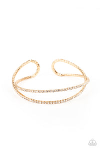 oak-sisters-jewelry-plus-one-status-gold-bracelet-paparazzi-accessories-by-lisa