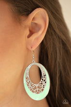 Load image into Gallery viewer, Paparazzi 🔆 Orchard Bliss - Green Earrings
