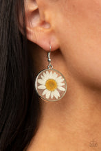 Load image into Gallery viewer, Paparazzi 🔆 Forever Florals - White Earrings
