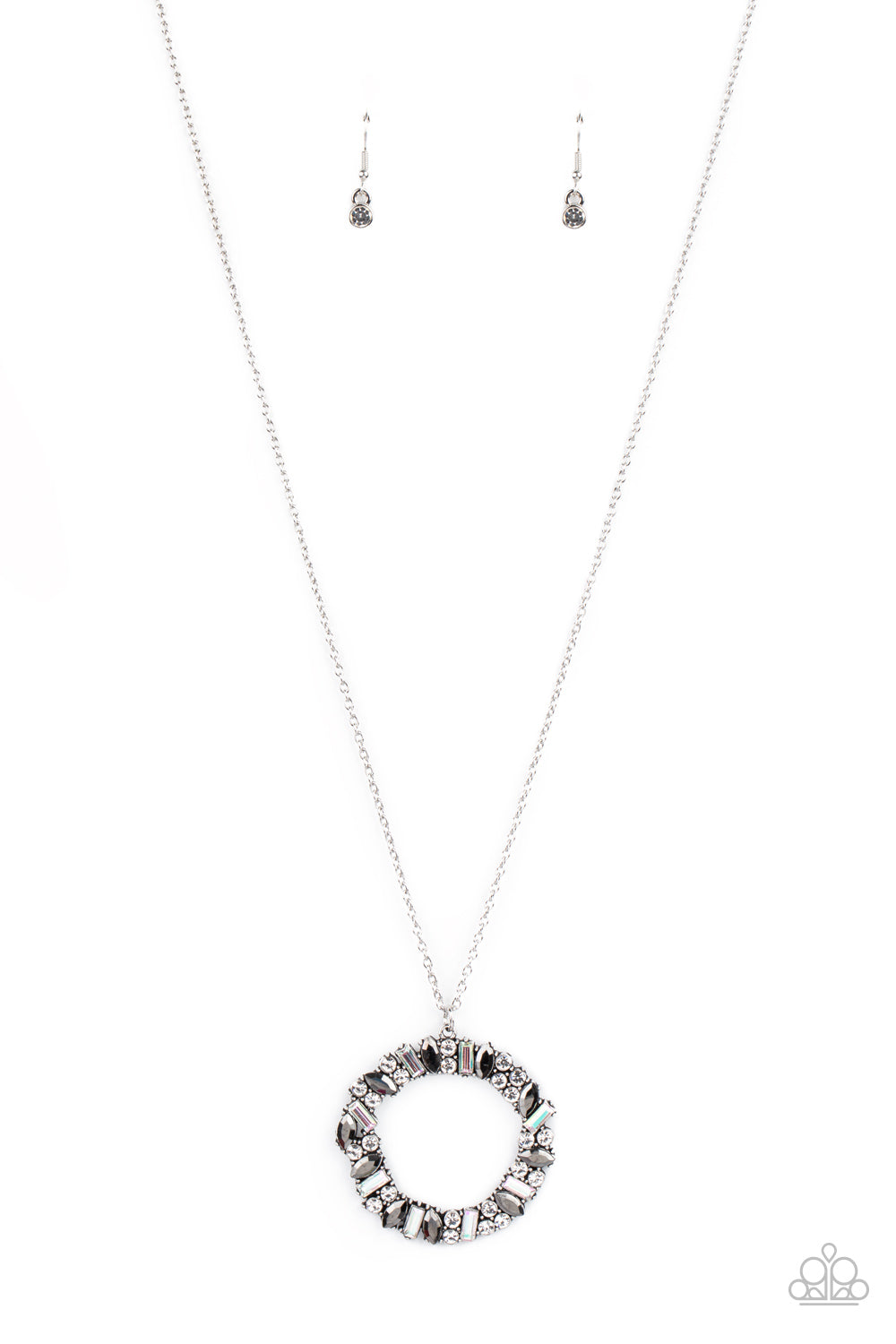 oak-sisters-jewelry-wreathed-in-wealth-silver-necklace-paparazzi-accessories-by-lisa