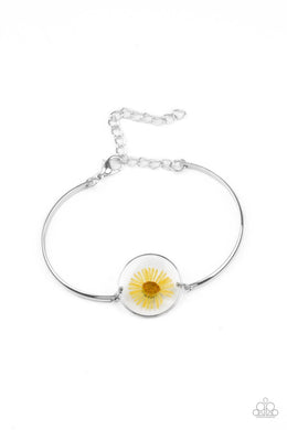 oak-sisters-jewelry-cottage-season-yellow-bracelet-paparazzi-accessories-by-lisa