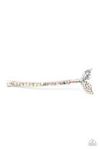 Load image into Gallery viewer, oak-sisters-jewelry-deep-dive-multi-hair clip-paparazzi-accessories-by-lisa
