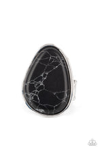 Load image into Gallery viewer, oak-sisters-jewelry-marble-mecca-black-ring-paparazzi-accessories-by-lisa
