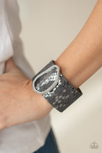 Load image into Gallery viewer, Paparazzi 🔆HISS-tory In The Making - Silver Bracelet
