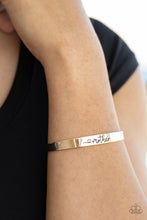 Load image into Gallery viewer, Paparazzi 🔆 Sweetly Named - Gold Bracelet
