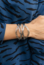 Load image into Gallery viewer, Paparazzi 🔆 Hautely Hammered - Silver Bracelet
